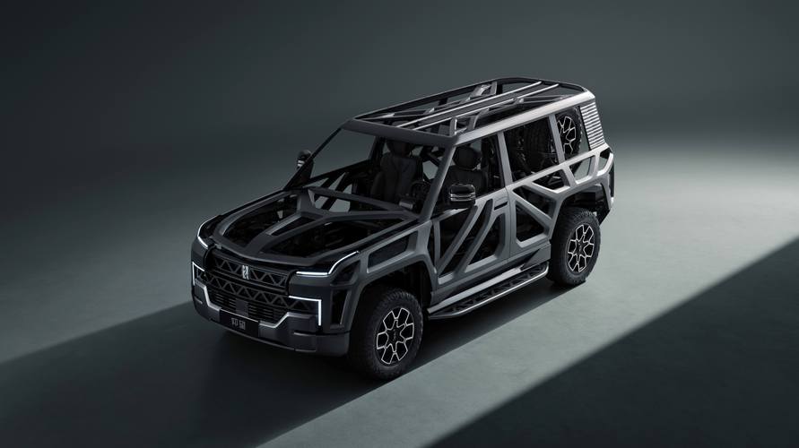 成都235仰望U8硬派越野的科技魅力，国能汽车对传统燃油车市场的冲击